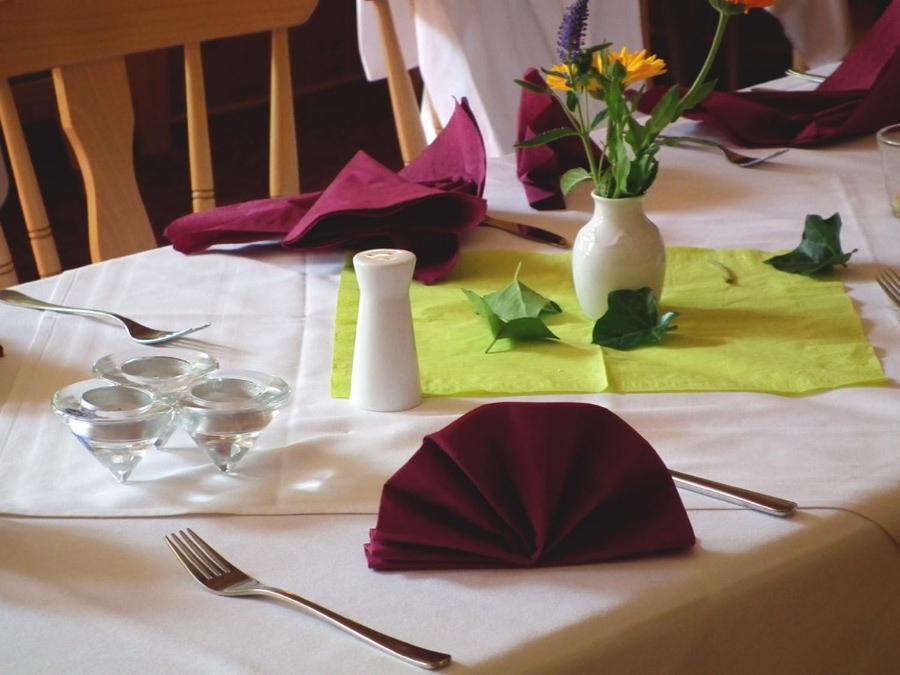 פרידריכרודה Gasthaus & Hotel Zur Linde מראה חיצוני תמונה
